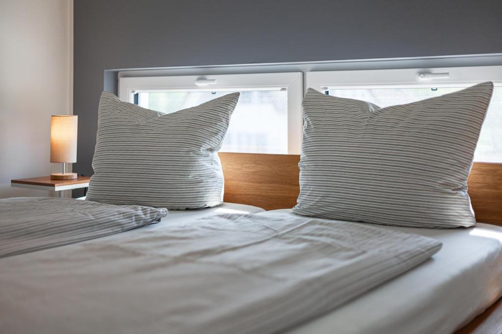 Ferienhaus Ruegen-Relax Трент Экстерьер фото