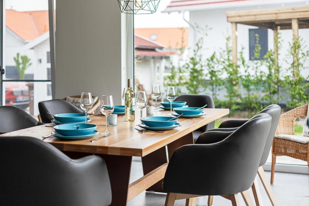 Ferienhaus Ruegen-Relax Трент Экстерьер фото