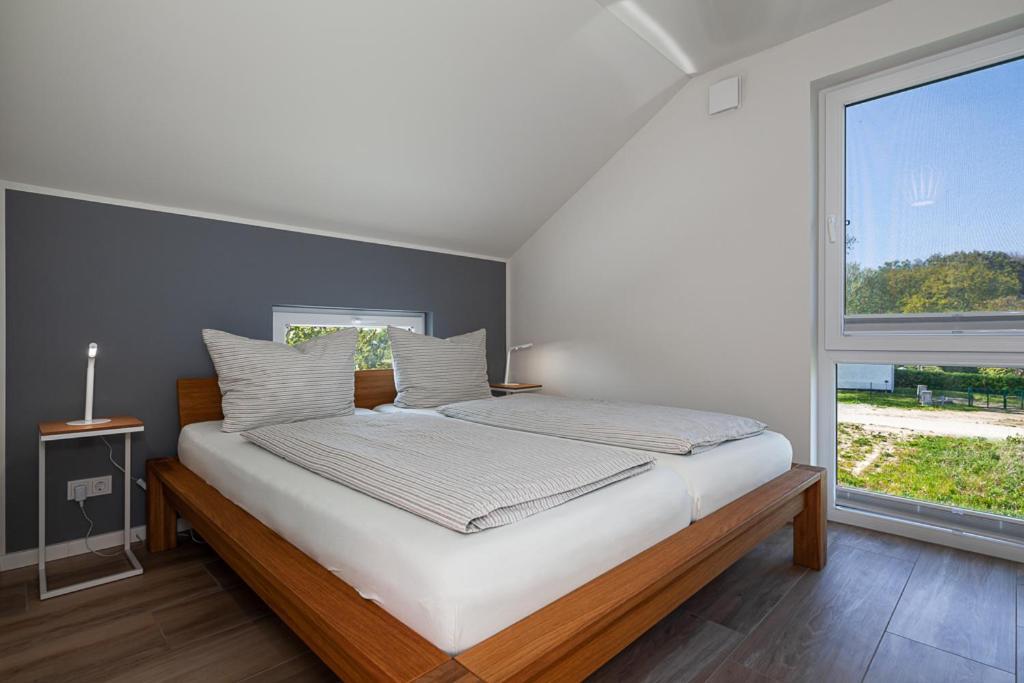 Ferienhaus Ruegen-Relax Трент Экстерьер фото
